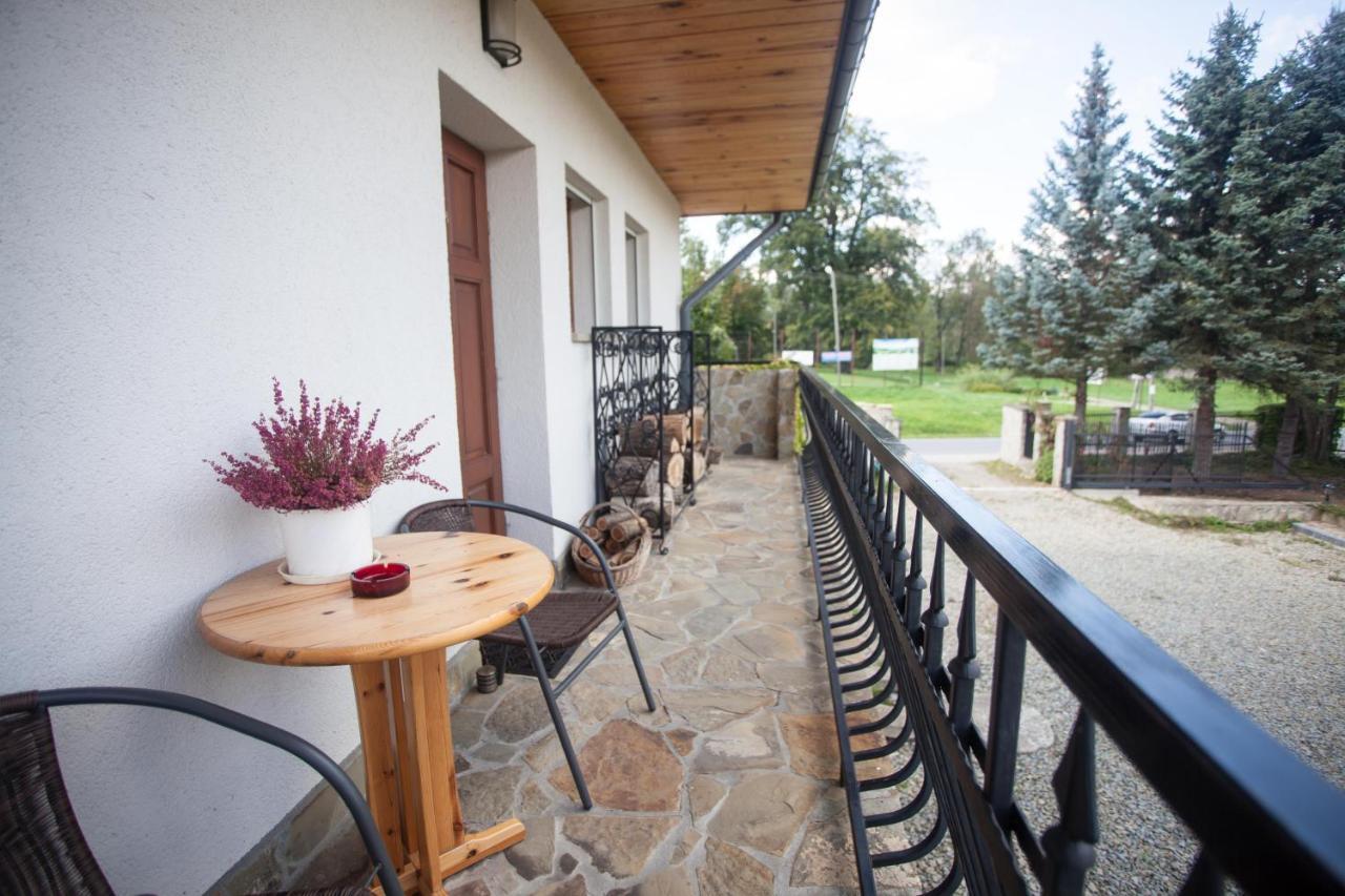 Apartmán Podzamcze Roznow Exteriér fotografie